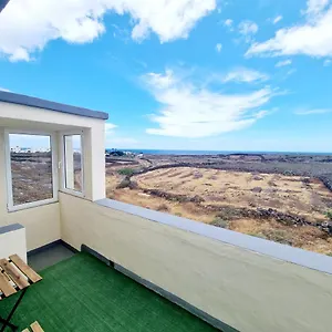 En Con Vista Al Mar , Mala España