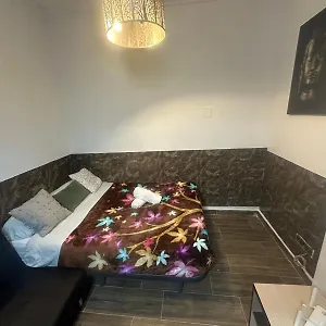 Fantastic Estudio Cerca Del Carrefour Rosaleda , Málaga España